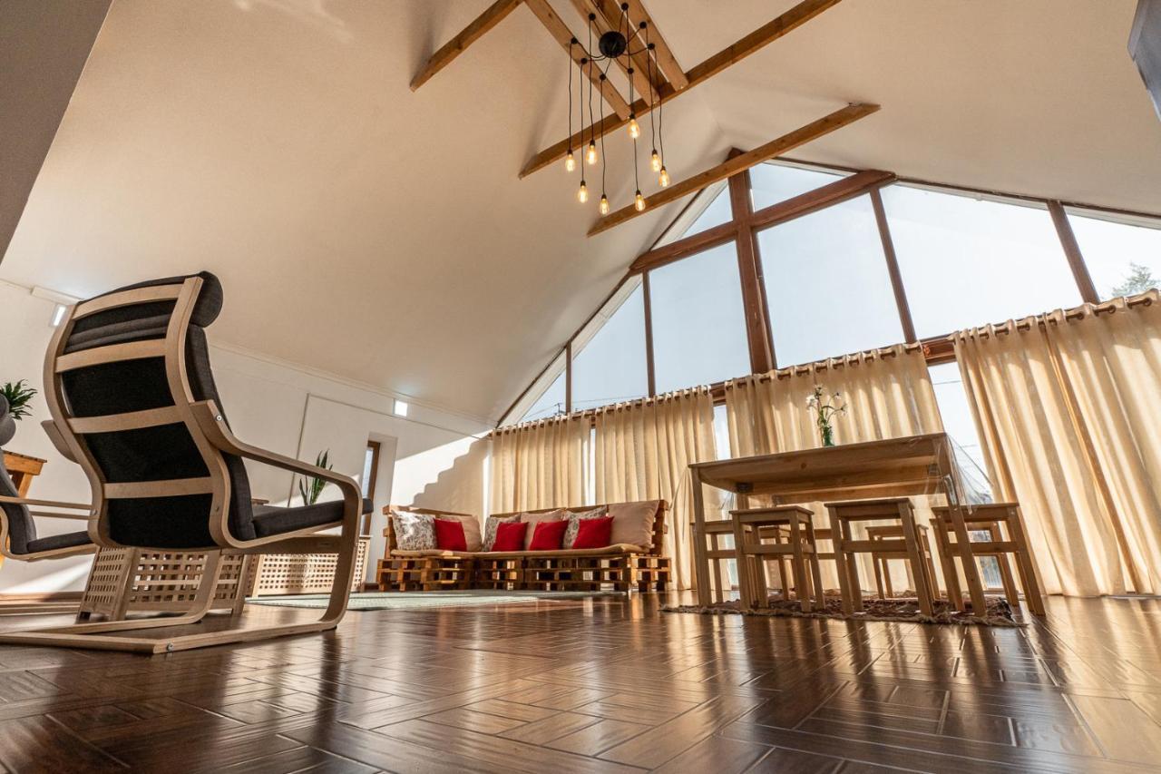 Хостел Modern Loft Lighthouse Каракол Екстер'єр фото