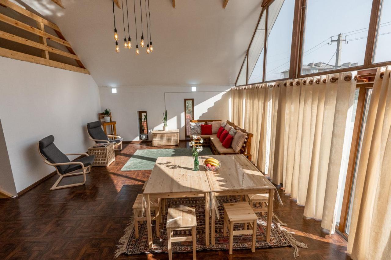 Хостел Modern Loft Lighthouse Каракол Екстер'єр фото